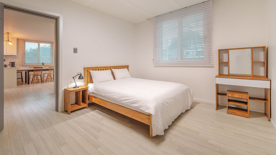 Bedroom 3, Sokcho Biroso Private Cottage, Goseong