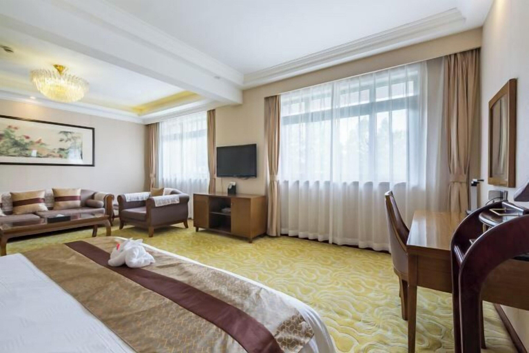 Bedroom 3, Hongqiao Yun Feng, Shanghai