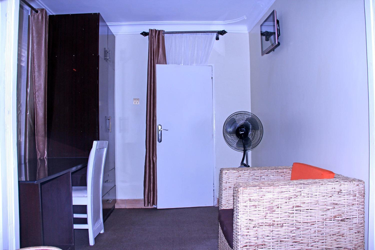 Bedroom 6