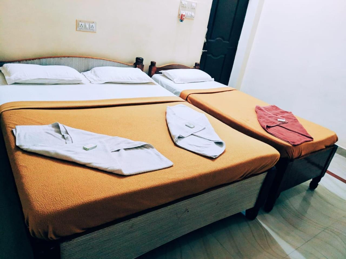 Others 3, Hotel Varsha Hampi, Bellary