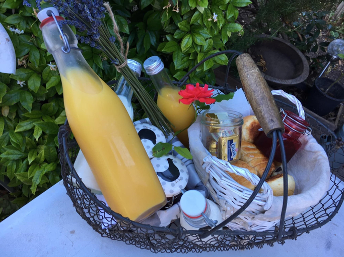 Food & Drinks 5, La suite inoubliable Avec jacuzzi, Var