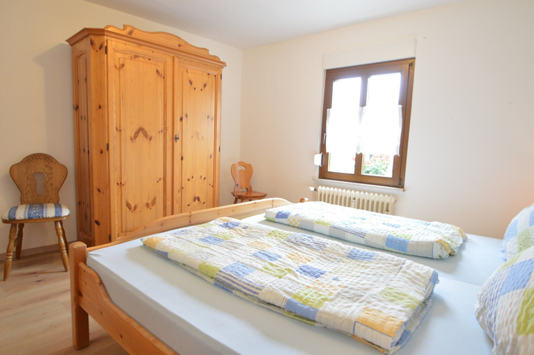 Bedroom 4, Holiday Home in Morscheid-riedenburg With Balcony, Bernkastel-Wittlich