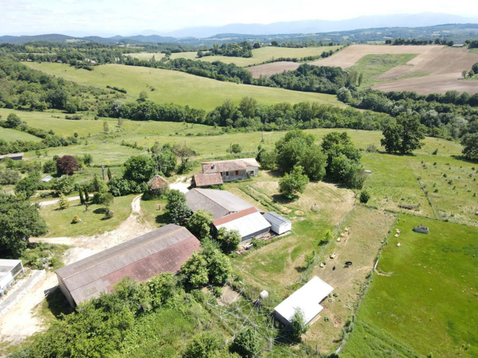 Others, Chambre a la Ferme BANZAI - Face aux Pyrenees AURIGNAC, Haute-Garonne