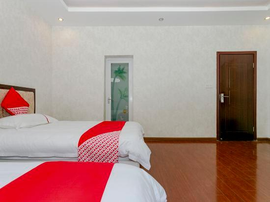 Bedroom 4, Lihai Business Hotel, Lijiang