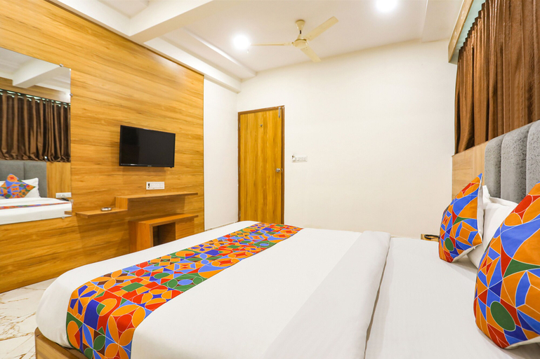 Bedroom 3, Fabhotel Raj Villa, Gandhinagar