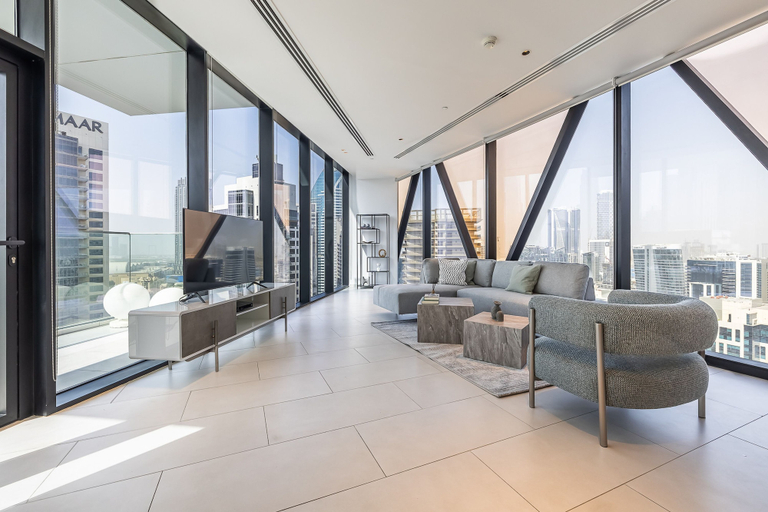 Room 2, Marquise 2505 Business bay, Dubai