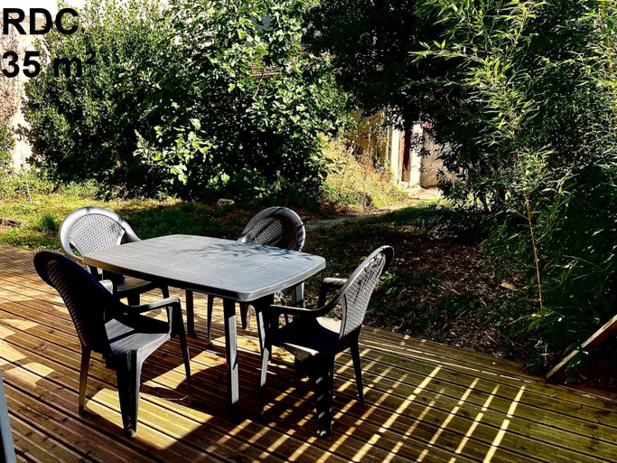 Others 3, Le Clos des Baleines RDC avec jardin et 1 place de parking privee dans un garage, Haute-Vienne