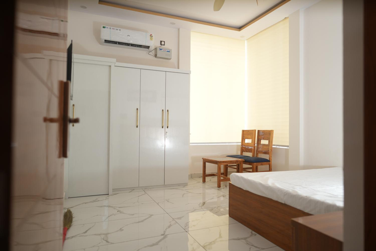 Bedroom, Parwati Pushp Vatika, Udham Singh Nagar