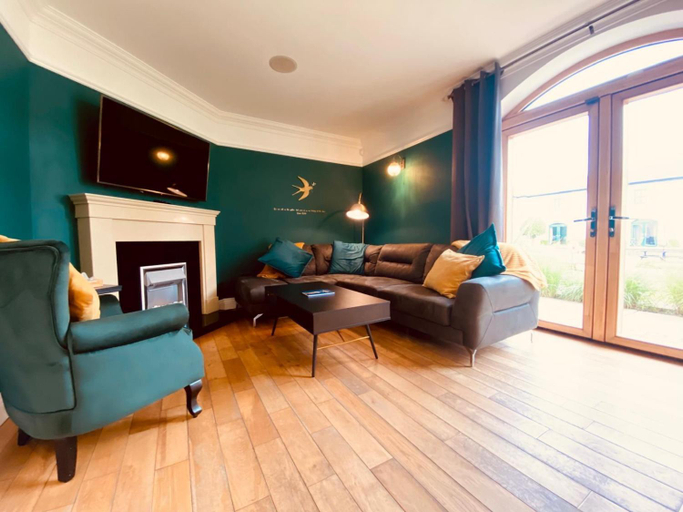Others 5, Escape Ordinary at Castle Hume, Fermanagh and Omagh