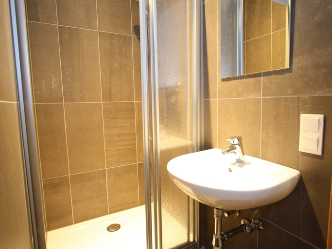 Bathroom 3, Vogue Apartment in Sankt Margarethen im Lungau near Ski Lift, Tamsweg
