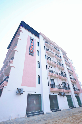 Exterior & Views 2, Orsom Stays Elite Sector 53, Gurgaon