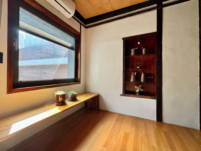 Others 5, Nook Seoul, Jung