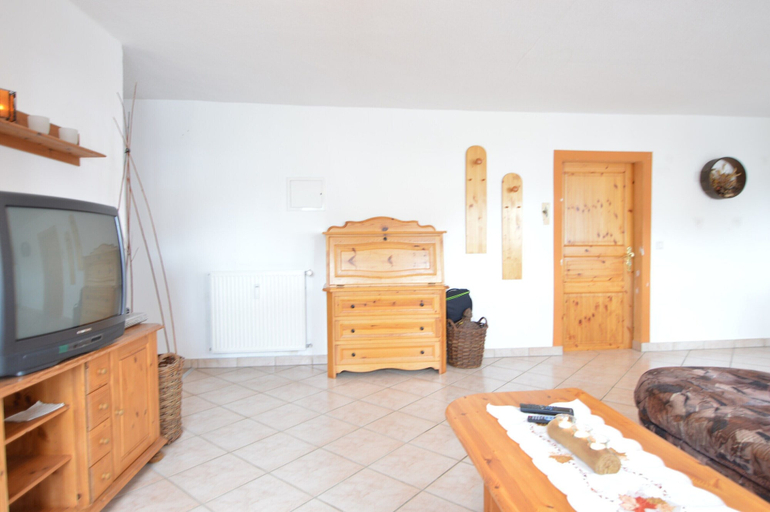 Bedroom 3, Holiday Home in Morscheid-riedenburg With Balcony, Bernkastel-Wittlich