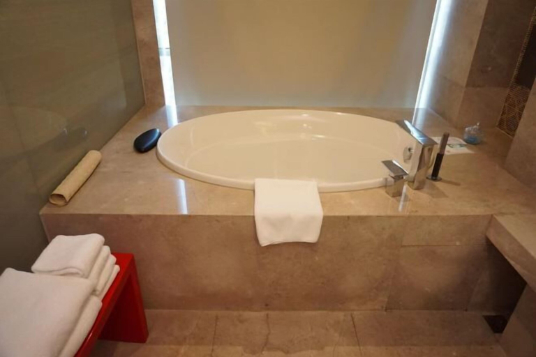 Bathroom 5, Joyc Hotel Dongguan, Dongguan