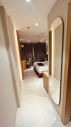 Bedroom 4, Hotel Punjab Palace, Raipur