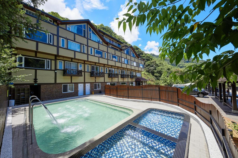 Others 5, Yun Xiang Villa (Kids 12 years old and below not allowed), Nantou