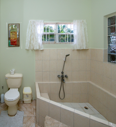 Bathroom 3, Beautiful 5-bed Villa With Views And Pool - Decaj 5 Bedroom Villa by RedAwning