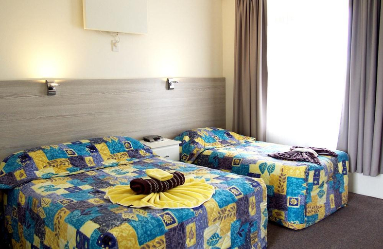 Bedroom 3, Norfolk Pine Motel, Bega Valley