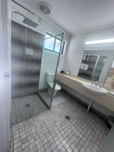 Bathroom 6