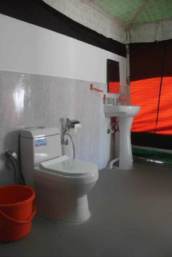 Bathroom 9