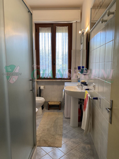 Room 2, Villa Papini Seafront With 3 Apartments and Garden-rif Papi, Livorno