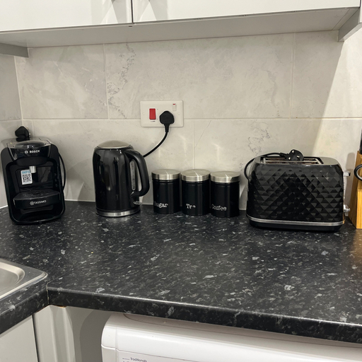 Interior 5, Sleek, Sleeps 6 Sunset Views, Family Friendly, London