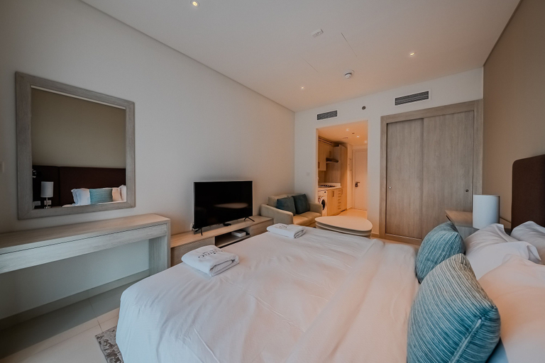 Room 5, Seven Palm 1327 in Dubai, Dubai