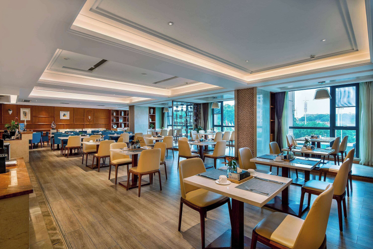 Food & Drinks 4, Days Hotel by Wyndham Hunan Changsha Convoy, Changsha