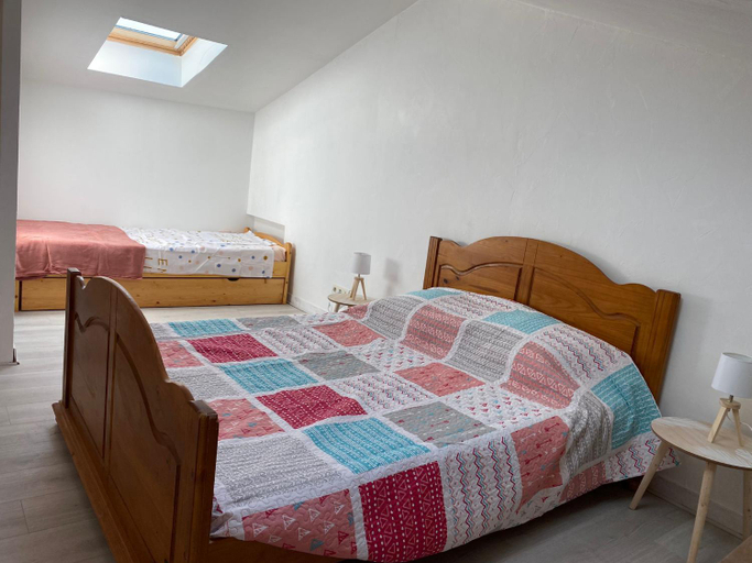 Bedroom 1, Location de vacances, Pyrénées-Orientales