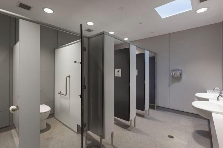 Bathroom 18