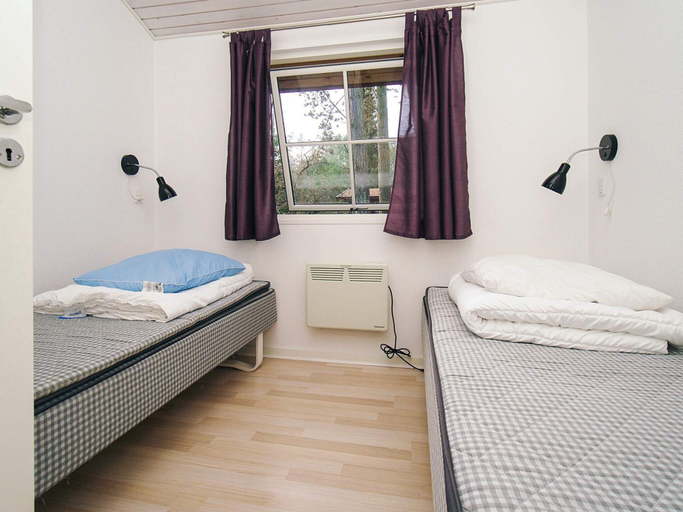 Bedroom 2, Idyllic Holiday Home in Store Fuglede near Forest, Kalundborg