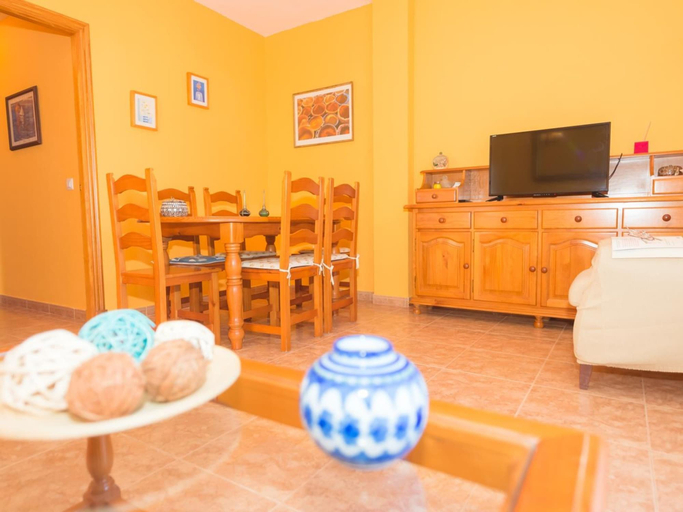 Room 2, Terraza Vista Piscina 25357, Cádiz