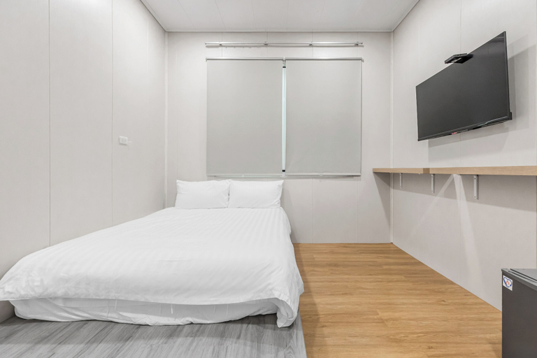 Bedroom 2, Muij, Pingtung