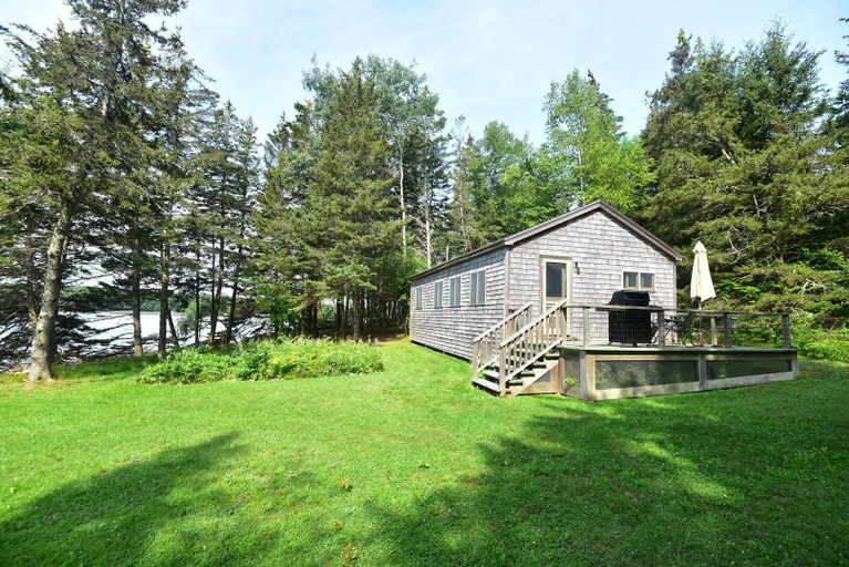 Exterior & Views 2, Cottage on Northwest Harbor, Hancock