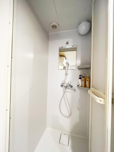 Bathroom 13