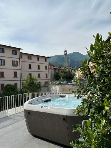 Vulcano Palace, Bergamo