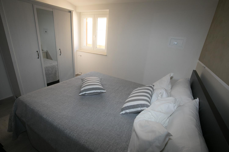 Bedroom 16