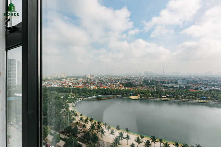 Exterior & Views 16