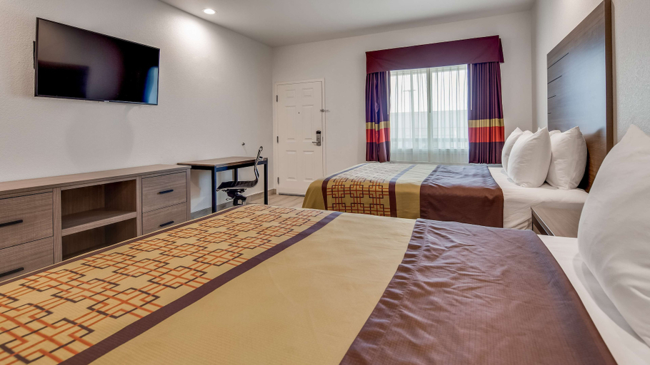 Bedroom 8