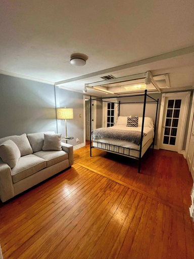 Room 4, Steps From Downtown Minutes to the Airport, Lafayette