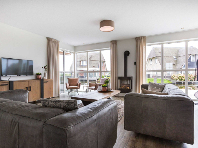 Others 5, Friesland Villa With Fireplace, Lemsterland