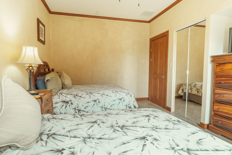 Room 5, CR Luxury Veranda 7B 2 Bdrm, Garabito