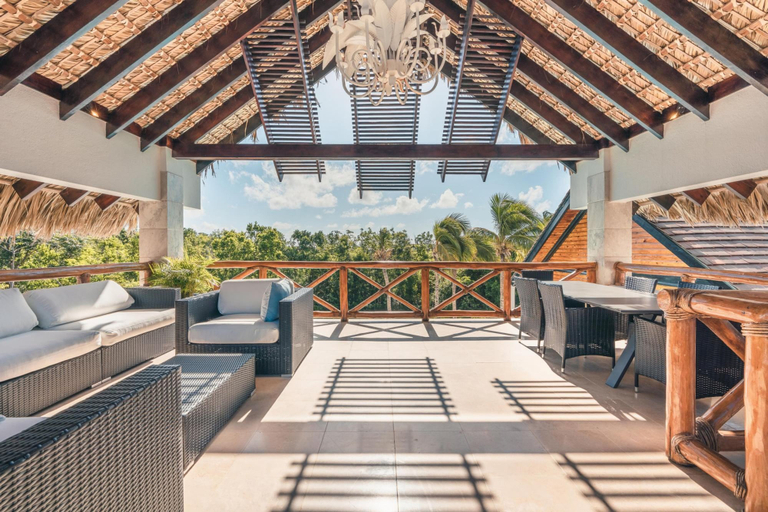 Room 4, Magnificent Villa w Private Pool at Yarari, San Rafael del Yuma