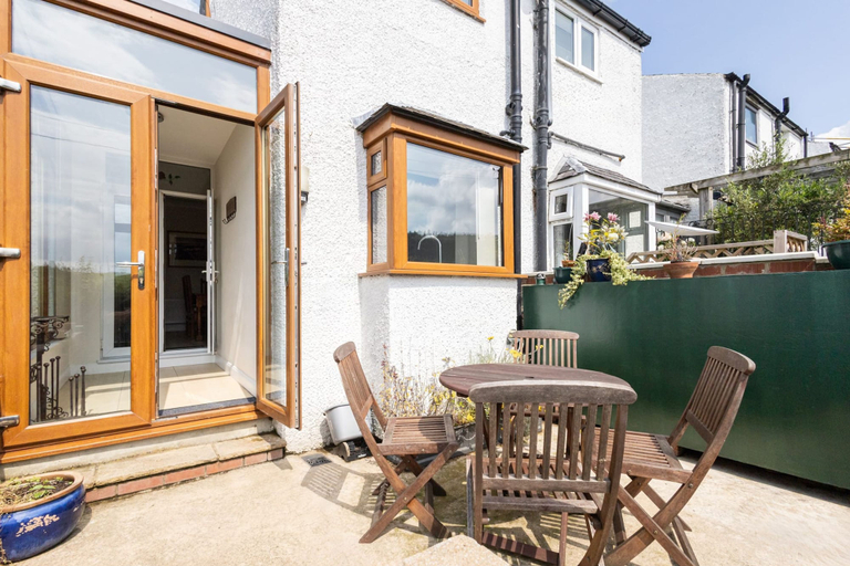 Exterior & Views 2, Host Stay The Willows, North Yorkshire
