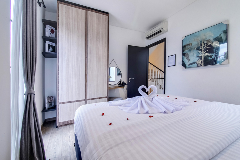 Bedroom 3, 3BR Wisteria W/ Shared Pool, East Jakarta