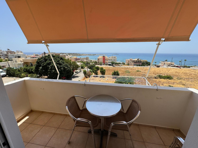 5, Michalis Studios & Aparntments, Crete