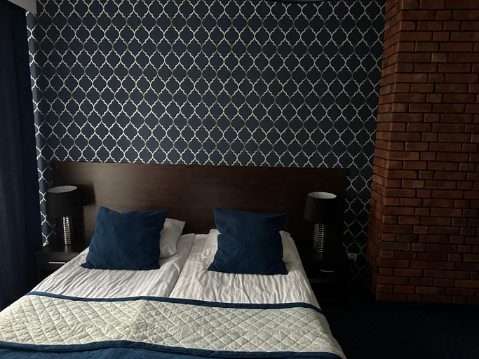 Bedroom 25