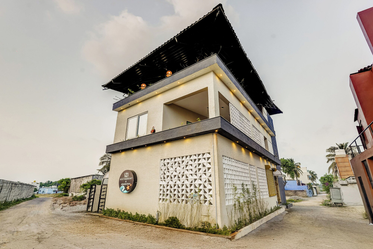 Izi Beach Stay, Kancheepuram