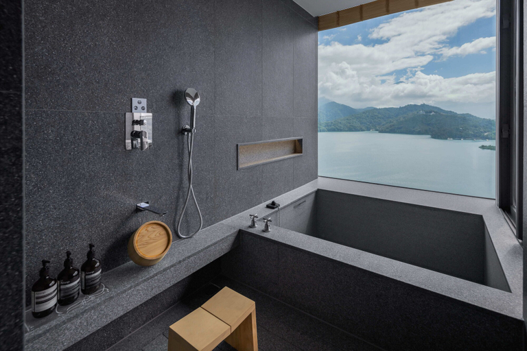 Bathroom 5, GRAND HILAI SUN MOON LAKE, Nantou