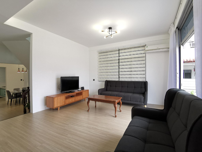Others 4, Bunglow 5 Rooms/5 Car parking space/Wifi/Washer, Sibu
